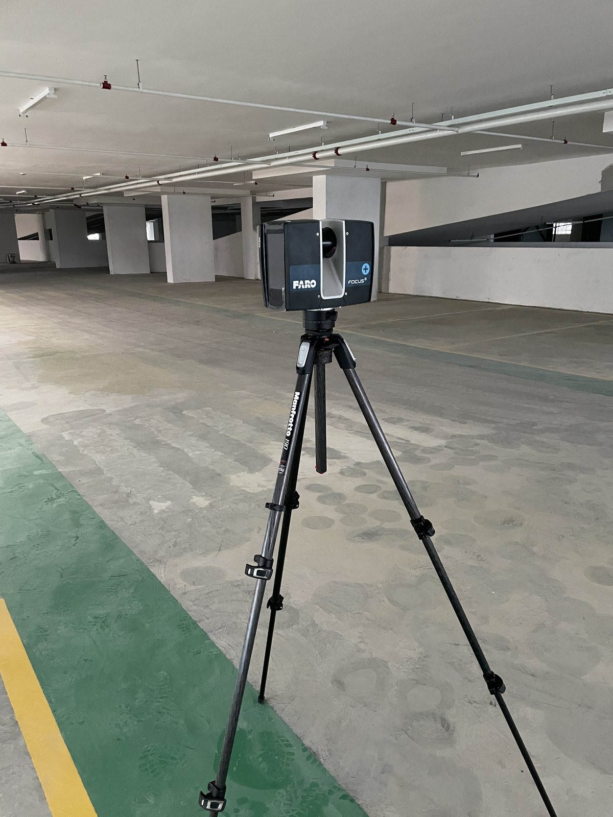 Terrestrial laser scanner set up on station