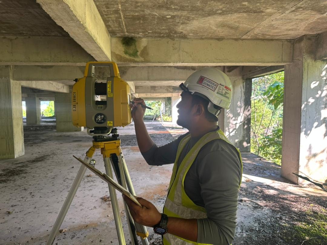 Scanning the structural soffit