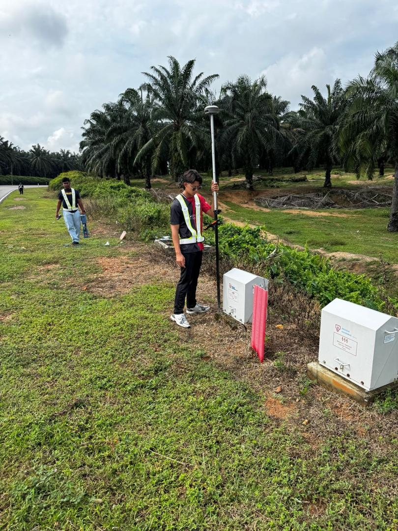 Marking detected services for survey pick-up